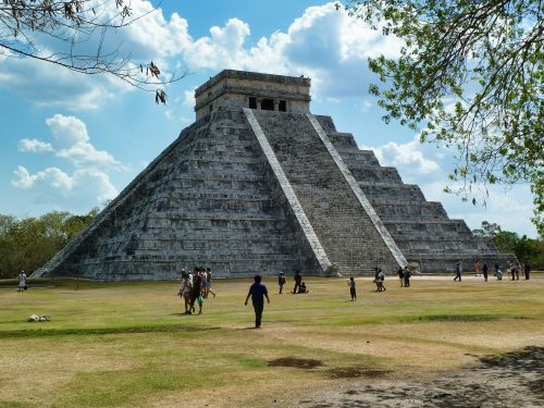 bedeutungsvolle Ruinenstätte der Maya Kultur